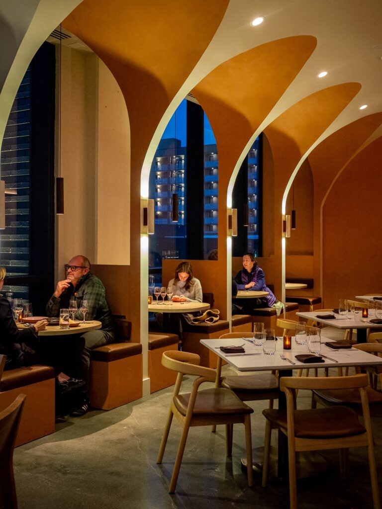 Booth seating at Dear Emilia | Photo: Laura/New Denizen