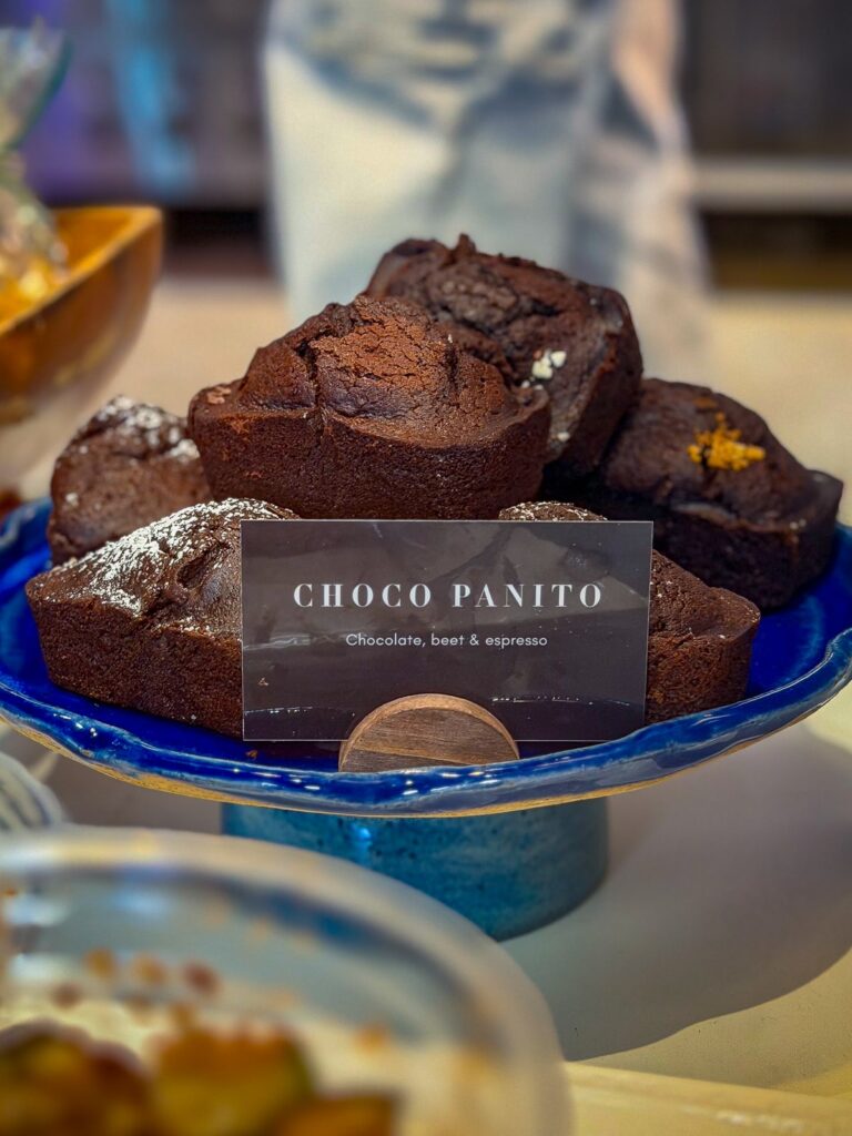 Choco panito at Convivio Cafe | Photo: Laura/New Denizen